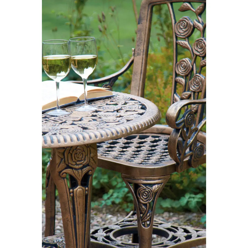 Rose Armchair Patio Set – Vintage Style with Comfy Chairs