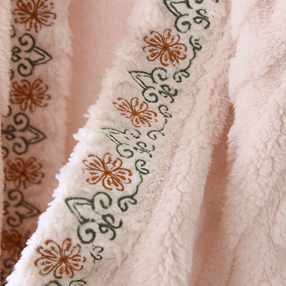 Bestickter Warmer Fleece-Schal-Wickel