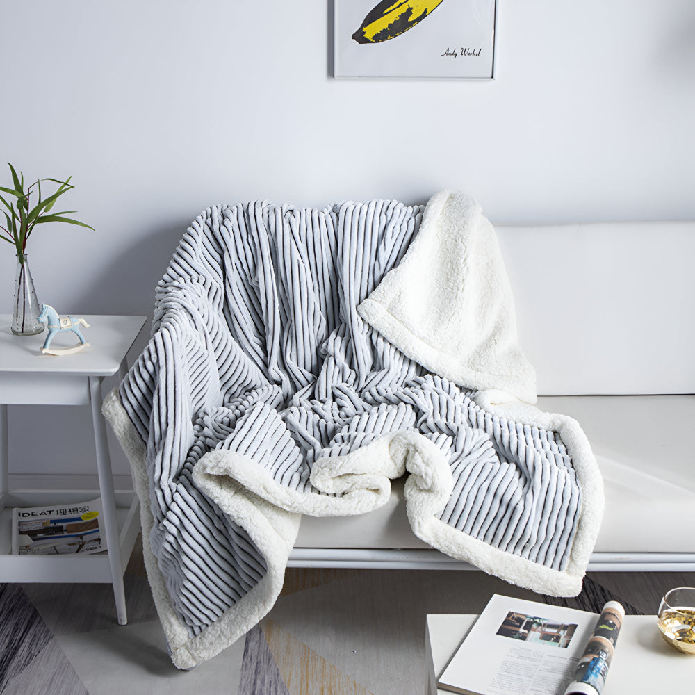 Flauschige Streifen Sherpa-Decke
