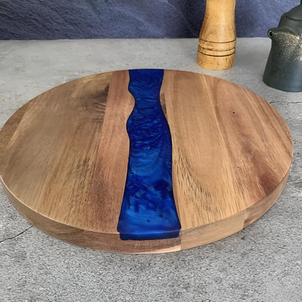 Handgefertigtes Epoxidharz Rundes Holz-Schneidebrett