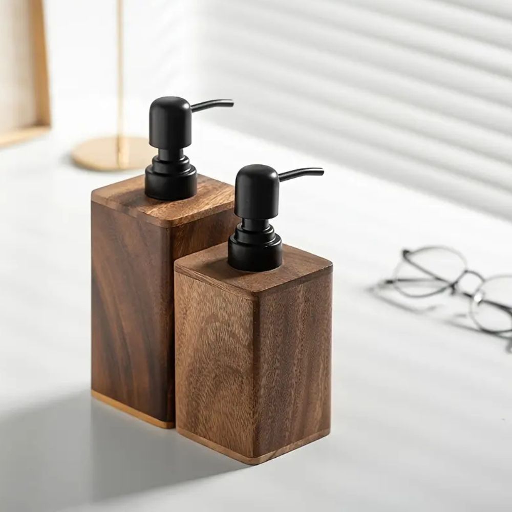 Dispensador de loción y jabón Walnut Aura