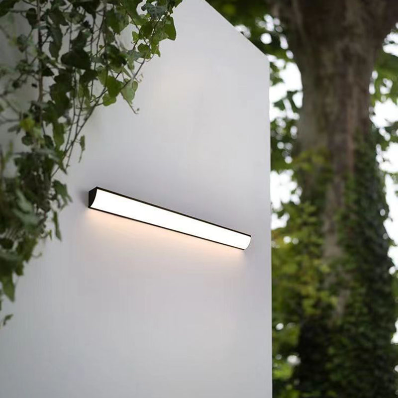 Modern Minimalist Waterproof Rectangular Aluminum Acrylic LED Outdoor Wall Sconce Lamp For Garden