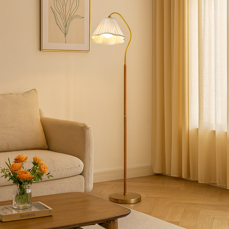 Japanese Vintage Flower Solid Wood Iron Fabric 1-Light Standing Floor Lamp