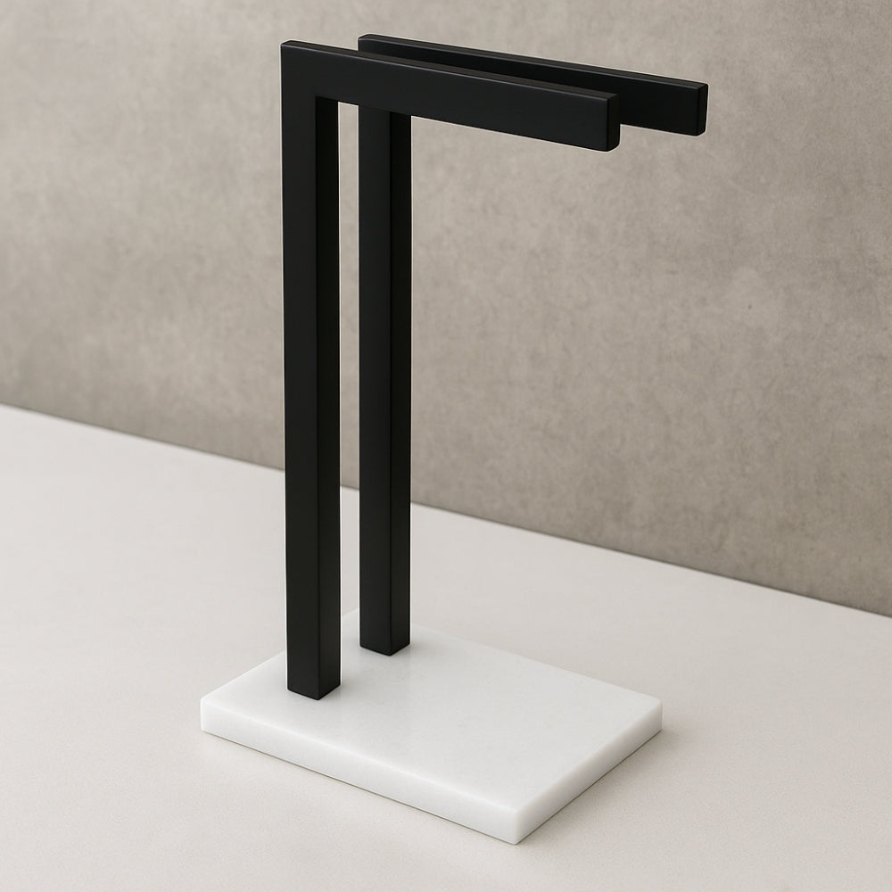 Minimalistischer Badezimmer-Doppelhandtuchhalter