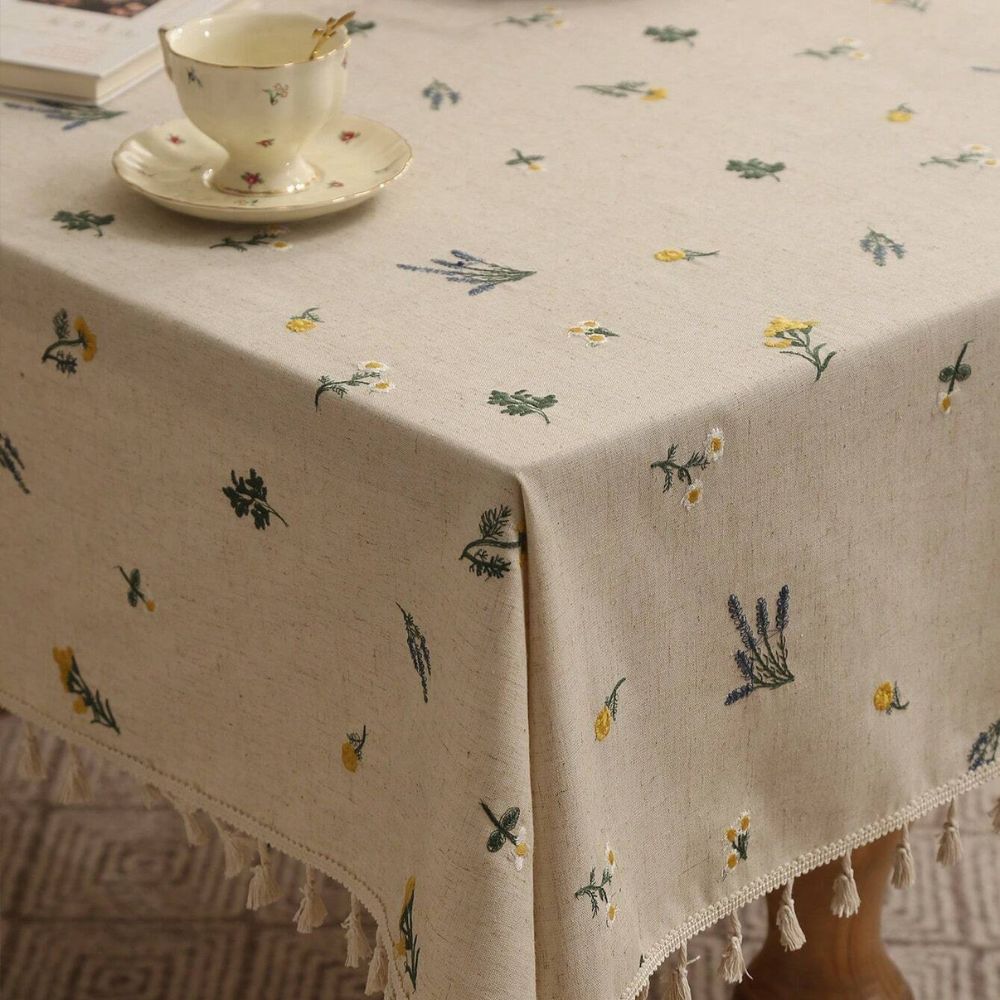 Mantel con Flecos y Flores Rústicas