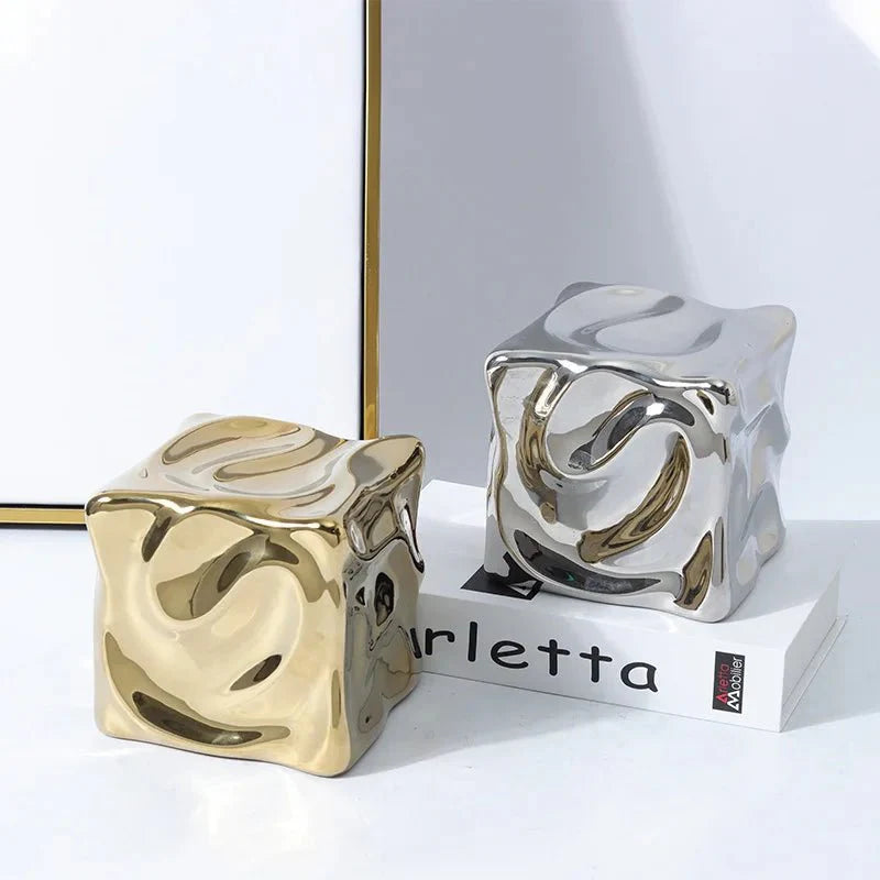 Hommfer – Ornement Cube Drapé