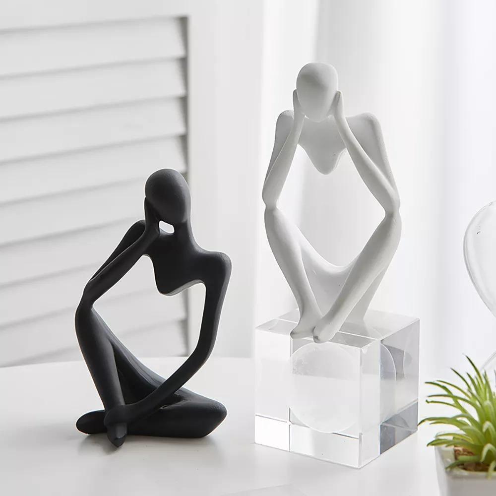 Hommfer – Sculpture Minimaliste du Penseur à l'Élégance Moderne