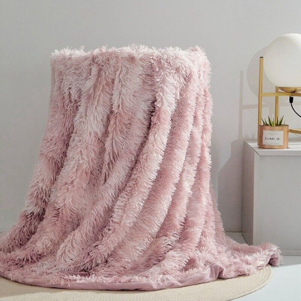 Flauschige Kunstfell Decke
