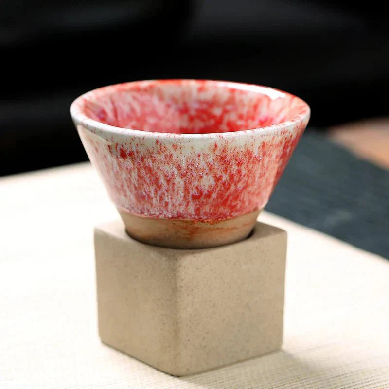 Tasse en céramique japonaise faite main, forme conique | Virelle Maison