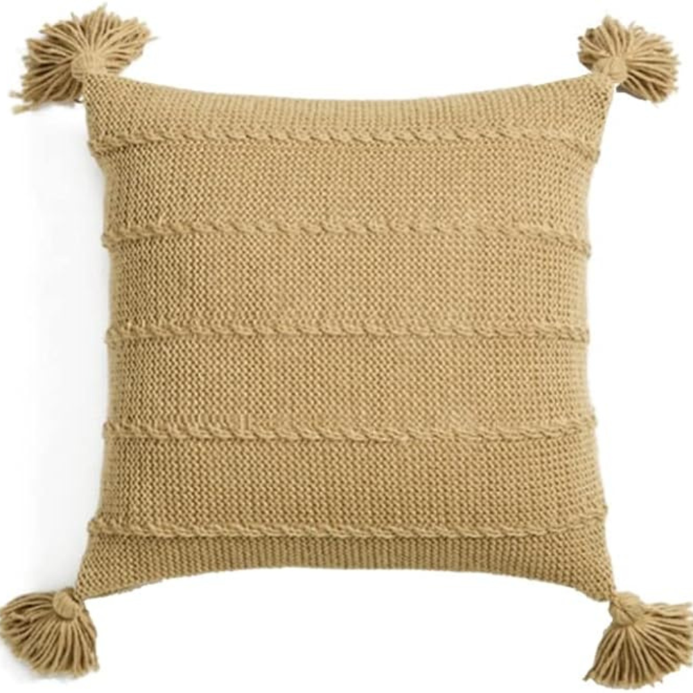 Nordisch Gestricktes Quasten-Kissen