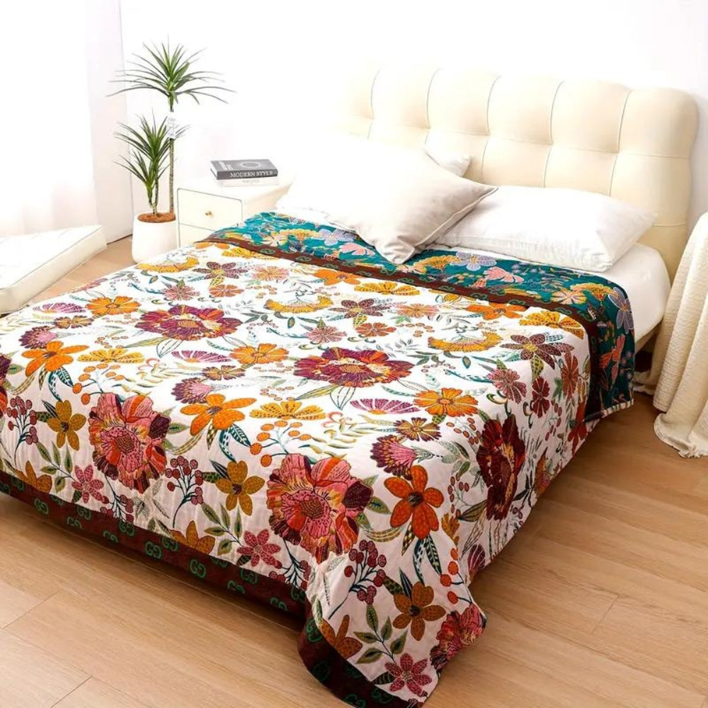 Charmante Blumen Decke