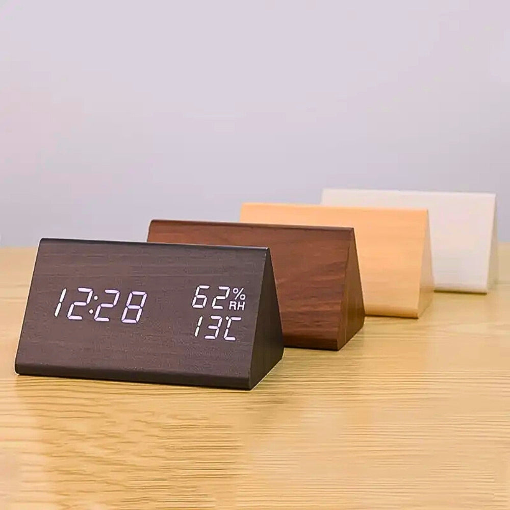 Dřevěný LED budík Elora s digitálním displejem