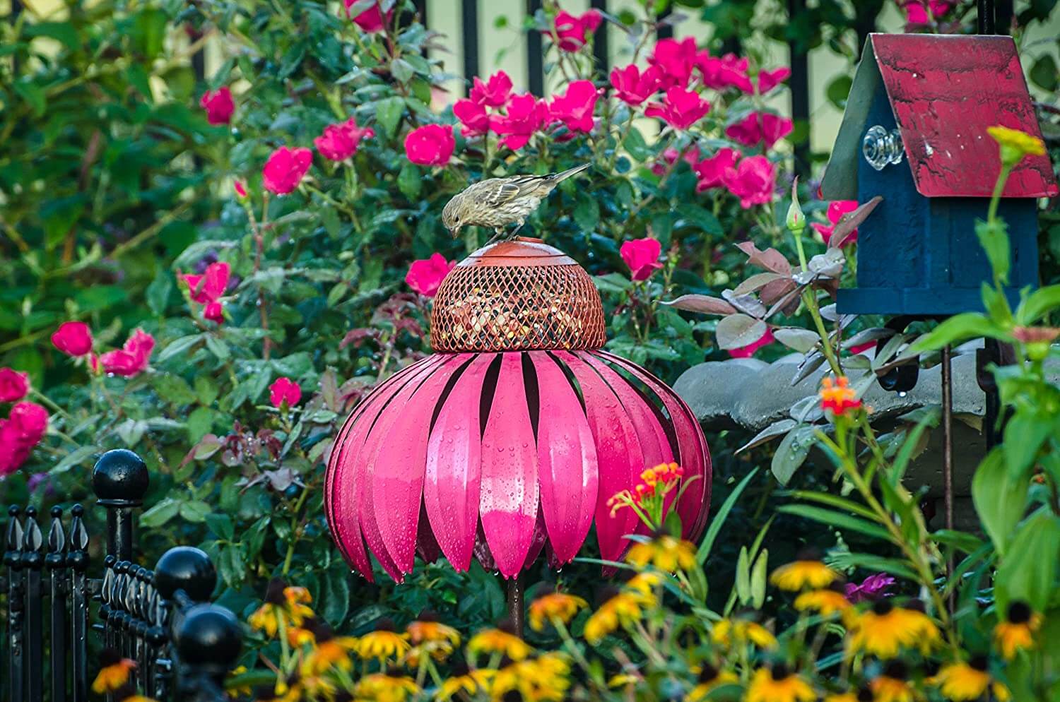 Krmítko pro ptáky ve tvaru květiny - FloraFeeder