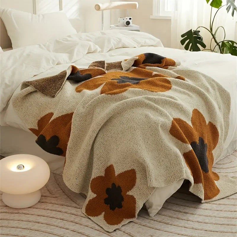Aurora Bloom | Gestrickte Blumen-Decke