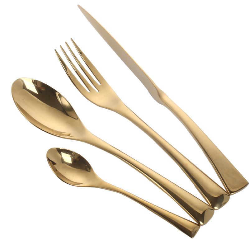 Golden glänzendes Besteckset aus Edelstahl – Spiegelpolierte Oberfläche | Virelle Maison