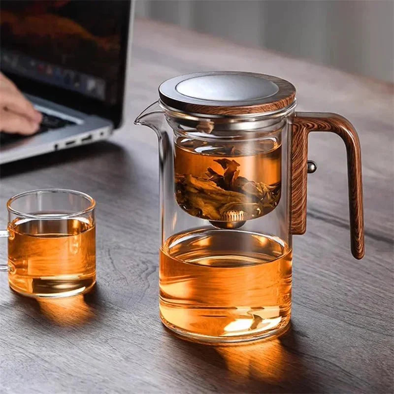 Théière en verre borosilicaté – Infuseur acier et poignée bois | Virelle Maison